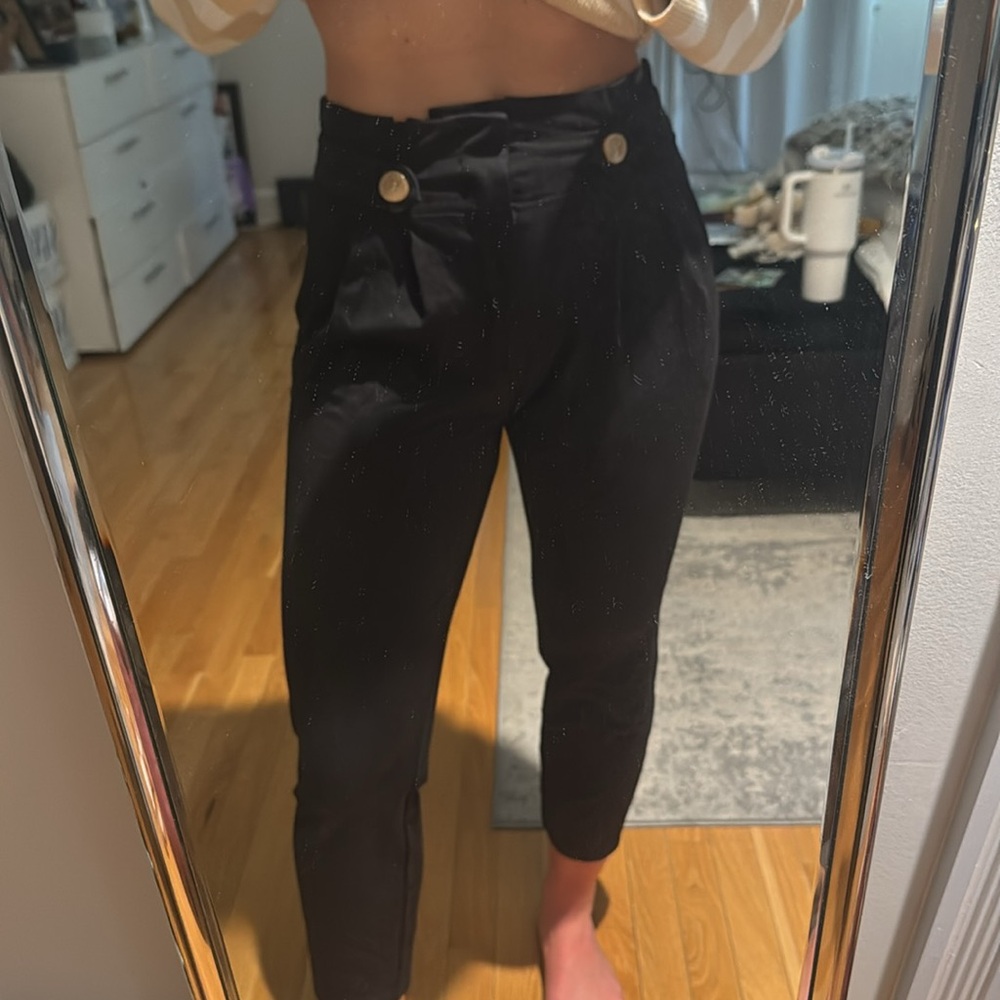 Stylish Vero Moda Black Pants with Button Detail Size S